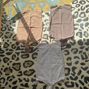 Skims bundle ! 3 skims bodysuits. They are all size s/m never worn.